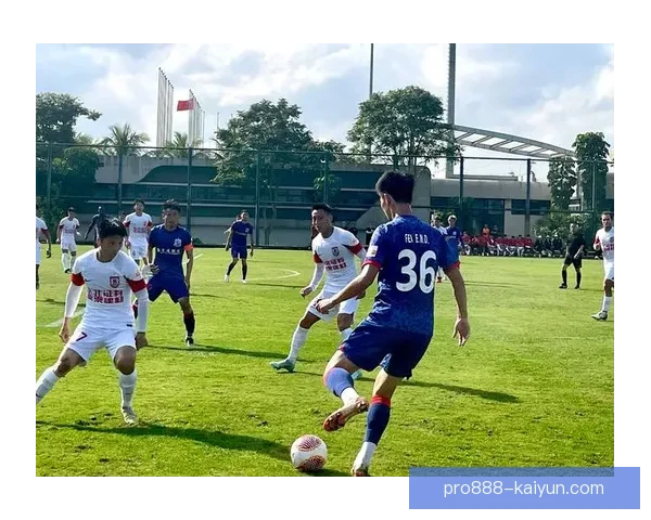 热苏斯在新赛季的战术适应表现稳健,继续提升球队进攻威胁。 热苏斯在新赛季的战术适应表现稳健,继续提升球队进攻威胁。