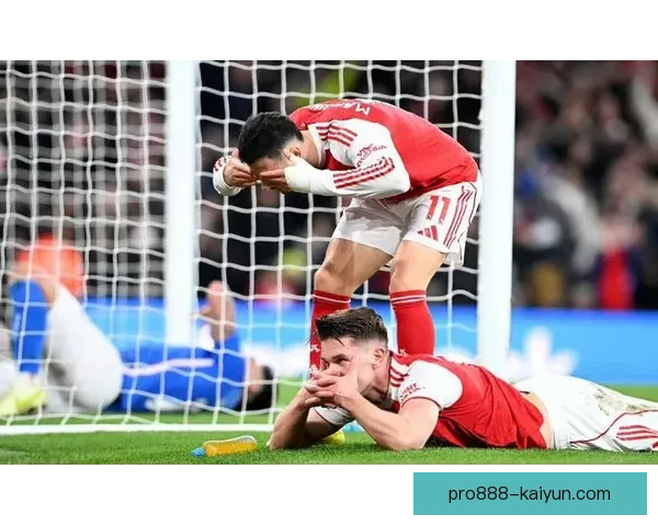 英超阿森纳在欧冠小组赛中表现稳健，展现出竞争力增强的趋势